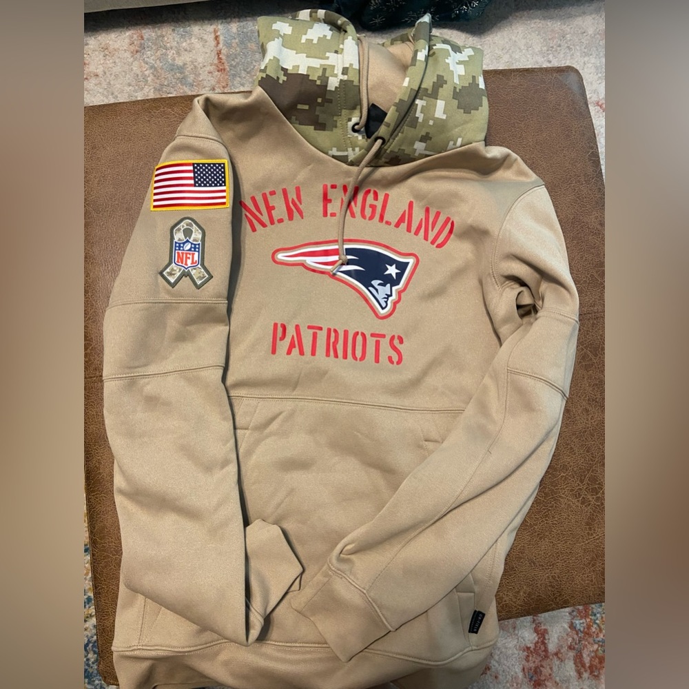Nike military appreciation sweatshirt